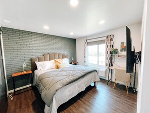1 chambre, bureau, fer et planche Ă repasser, Wi-Fi gratuit