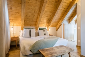 3 chambres, fer et planche à repasser, Internet gratuit, draps fournis