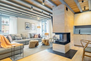 Smart-TV, Kamin