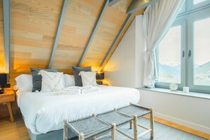 3 habitaciones, tabla de planchar con plancha y acceso a internet 