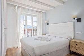 1 habitación, tabla de planchar con plancha, internet y ropa de cama 