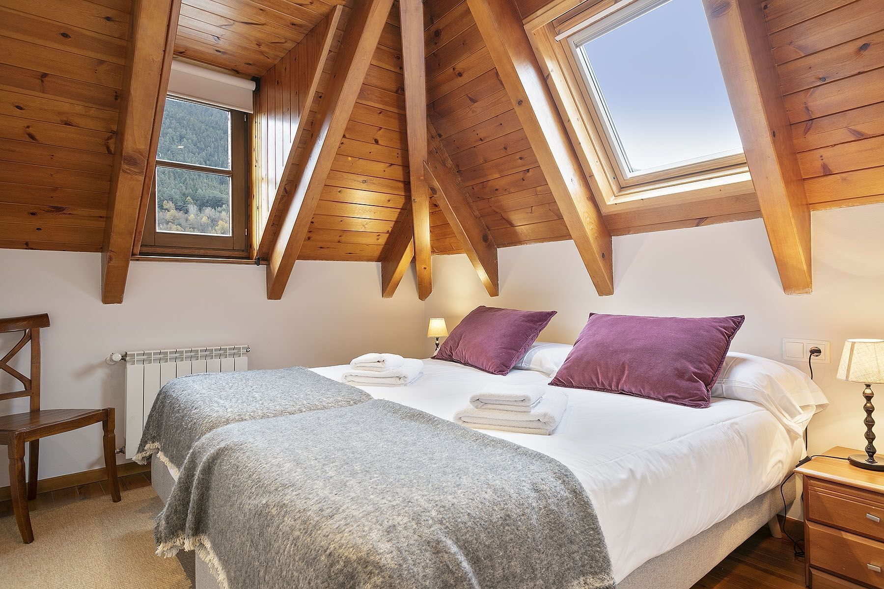 4 slaapkamers, een strijkplank/strijkijzer, wifi, beddengoed