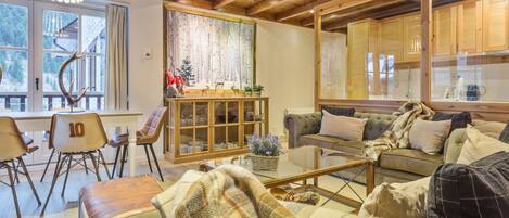 Televisie en een open haard