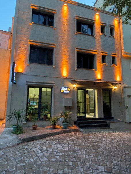 Zeyn Hotel Istanbul - Image 10