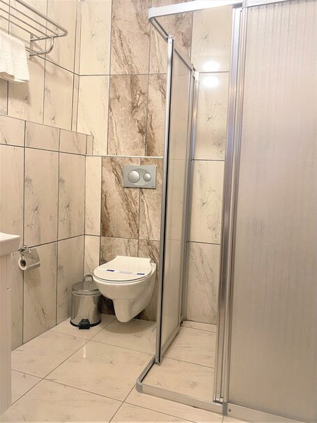 Zeyn Hotel Istanbul - Image 9