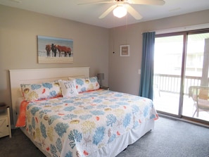 2 bedrooms, travel cot, free WiFi