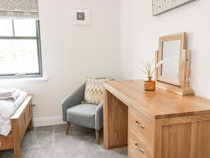 2 bedrooms, individually decorated, individually furnished, free WiFi