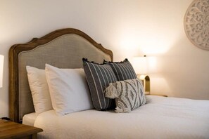 3 bedrooms, iron/ironing board, travel cot, bed sheets