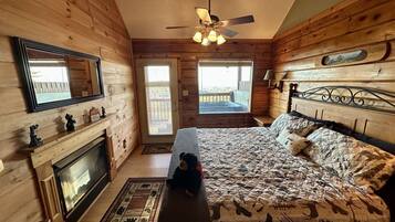 2 bedrooms, iron/ironing board, travel cot, free WiFi