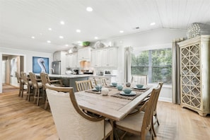 Dining - Ranch Style Family Home with Large Private Pool! (Hilton Head Island)