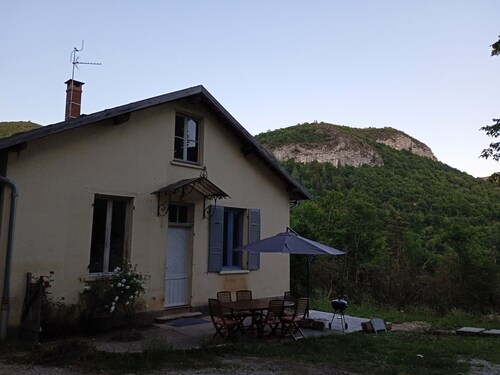 Grande Maison au Clame et en Pleine Nature, vue Imprenable!