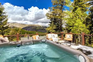 Outdoor spa tub - KBM Resorts | The Lookout | Pool Table, Wood Burning Fireplace, 2 Family Rooms, Views, Winter Shuttle to Silver Lake! PLO-6599 (Park City)