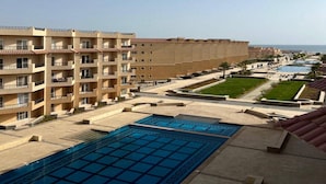 Lejlighed - 2 queensize-senge | Pool | Udendørs pool
