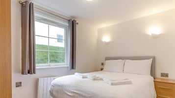 Apartment | 2 bedrooms, free WiFi, bed sheets