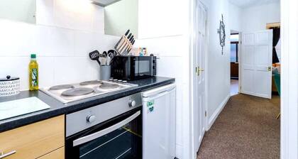 Cosy home near Chester City Centre