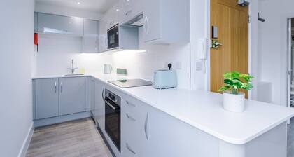 Comfy 2 Bedroom Apartment in Chester City Centre