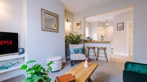 Designer Apartments for Chester City Breaks.