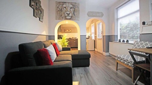 Newly Refurbished Victorian Home in Chester