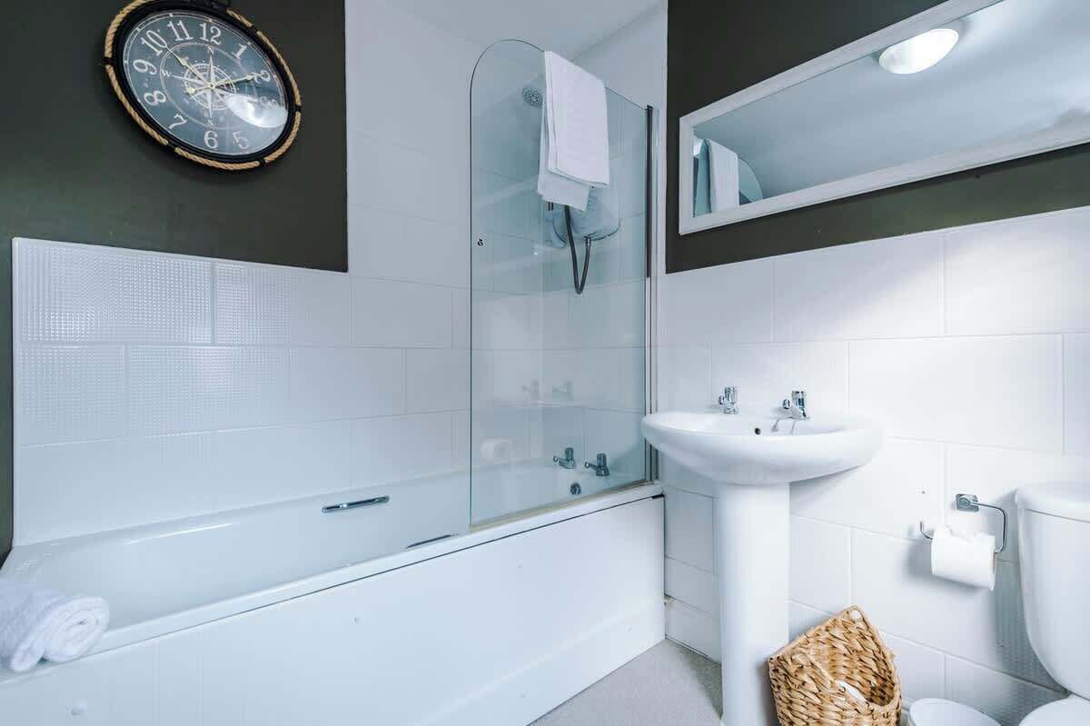 Shower, hair dryer, shampoo