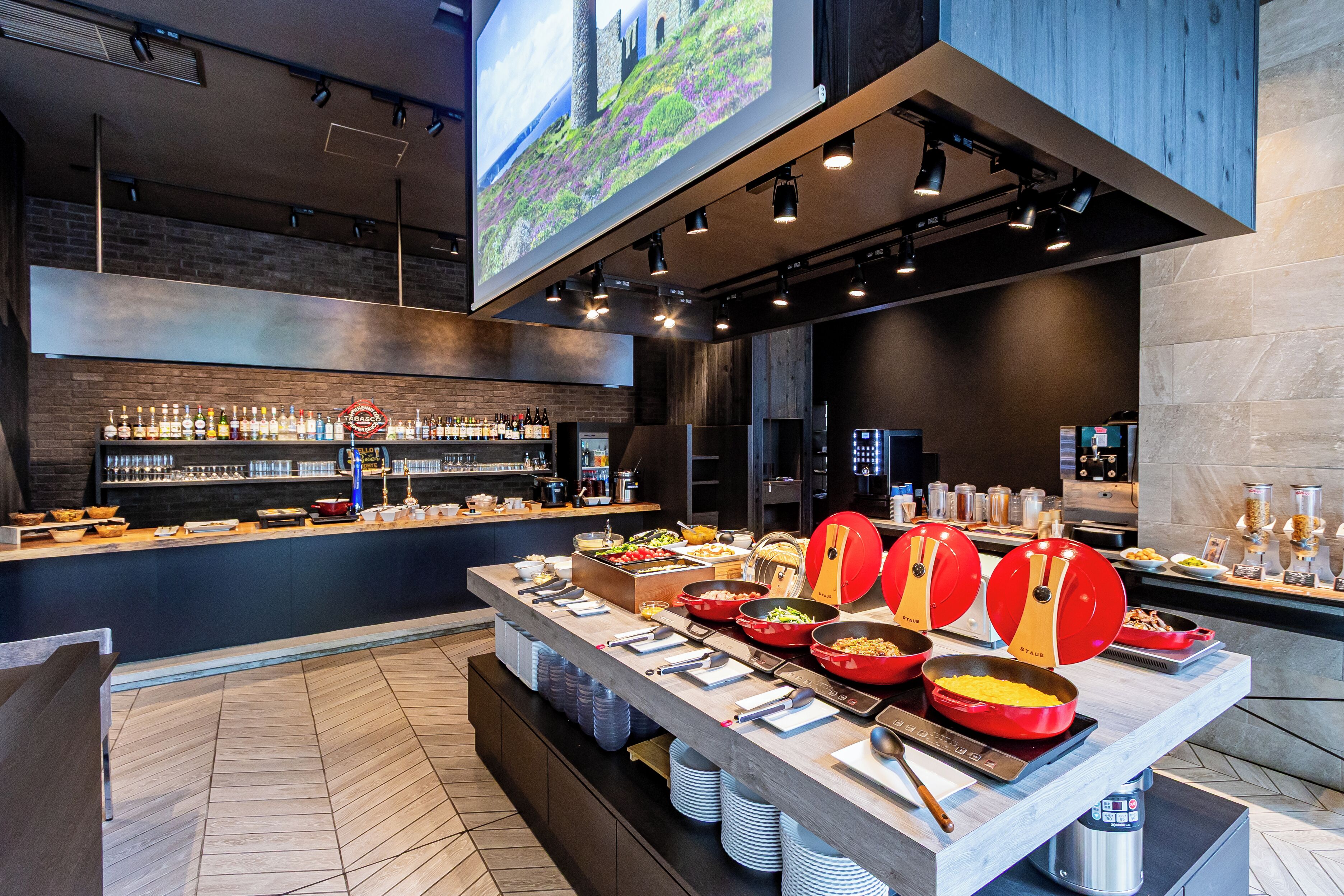 朝食 (ビュッフェ)、毎日提供 (1 名様 2300 JPY)