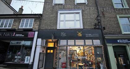 Lovely 1 Bedserviced apartment in Cambridgeshire