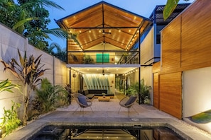 Fachada da propriedade
