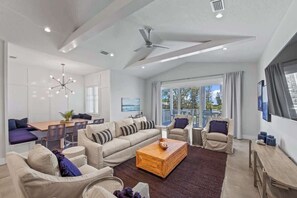 Smart TV, video games, ping pong, offices