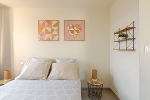 1 bedroom, desk, iron/ironing board, travel crib - Charmant F2 à Erstein Confort (Erstein)