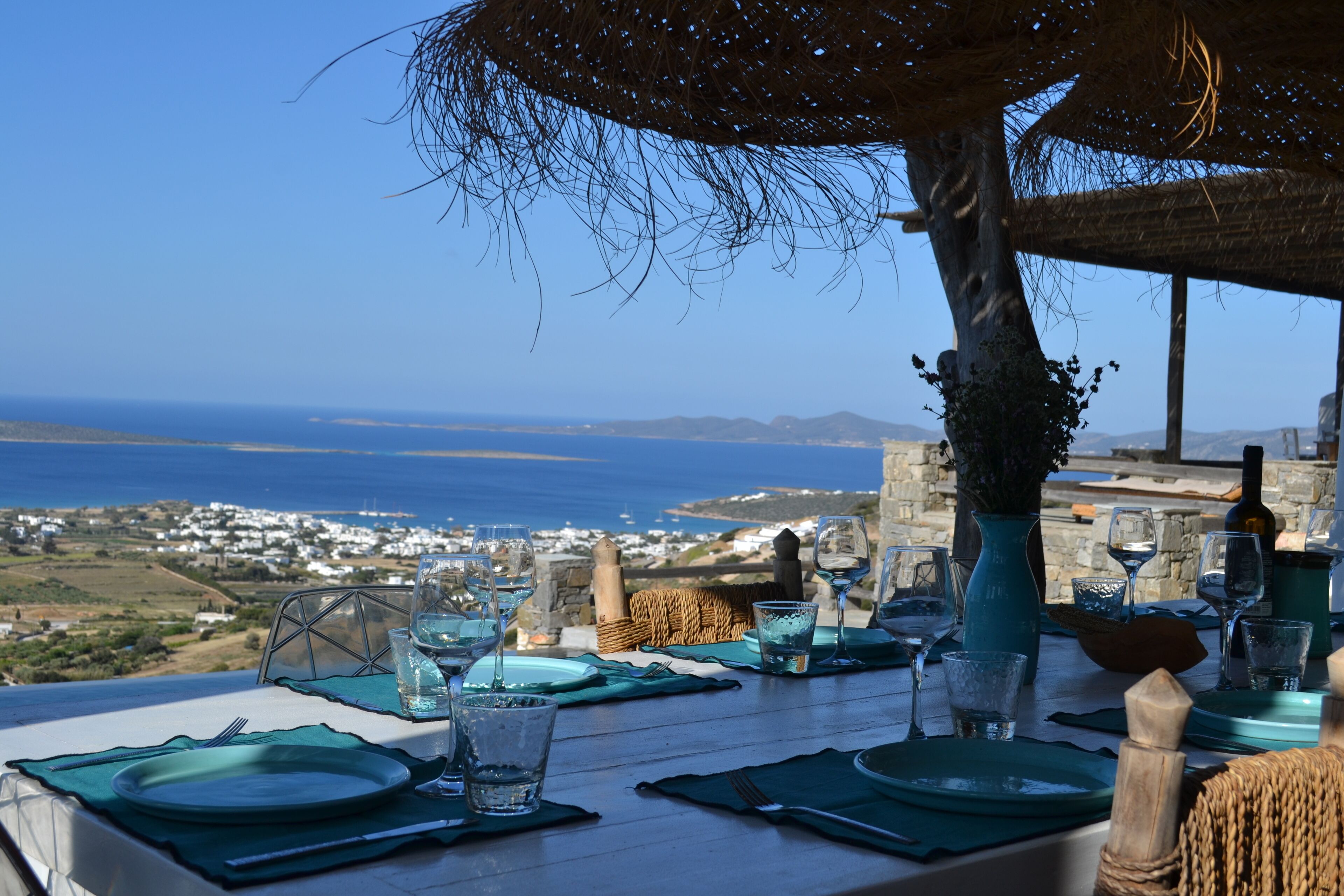 تناول الطعام بالخارج