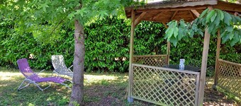 Tuffeau stone house 4 persons with exterior