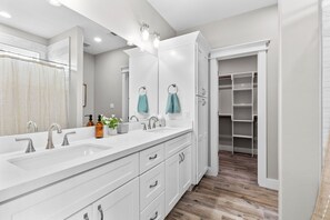 Kombinert dusj/badekar