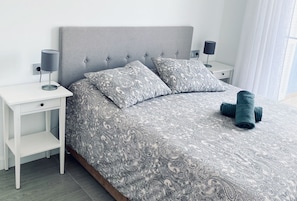 2 chambres, Wi-Fi gratuit, draps fournis