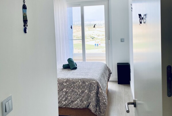 2 chambres, Wi-Fi gratuit, draps fournis