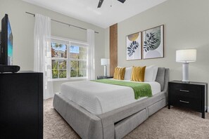 4 Schlafzimmer, Bügeleisen/Bügelbrett, WLAN, Bettwäsche