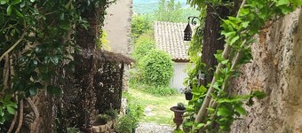 Maison de Vacance "La Marie" Au Pied du Luberon !