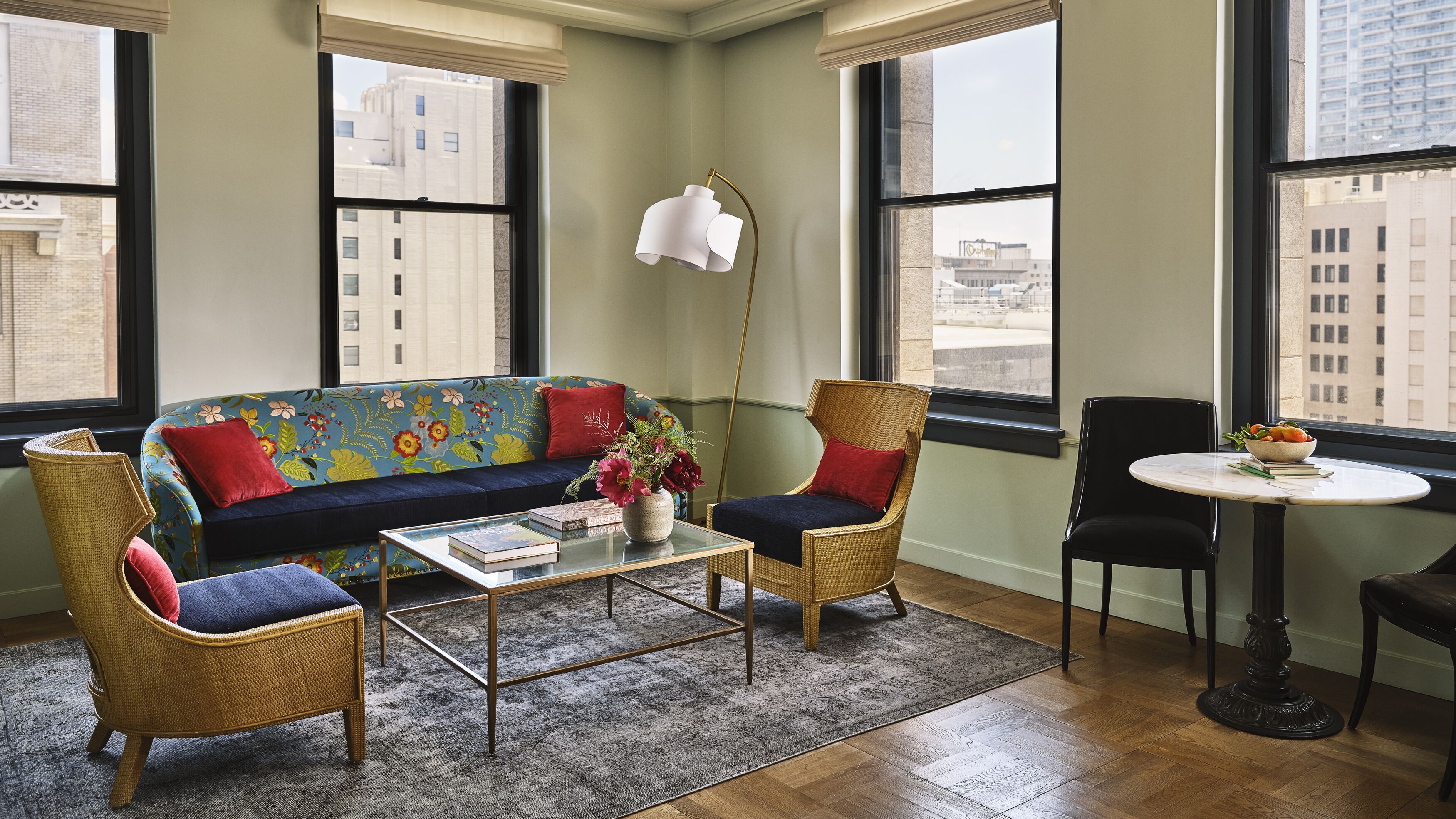 48-inch led tv with cable channels, tv