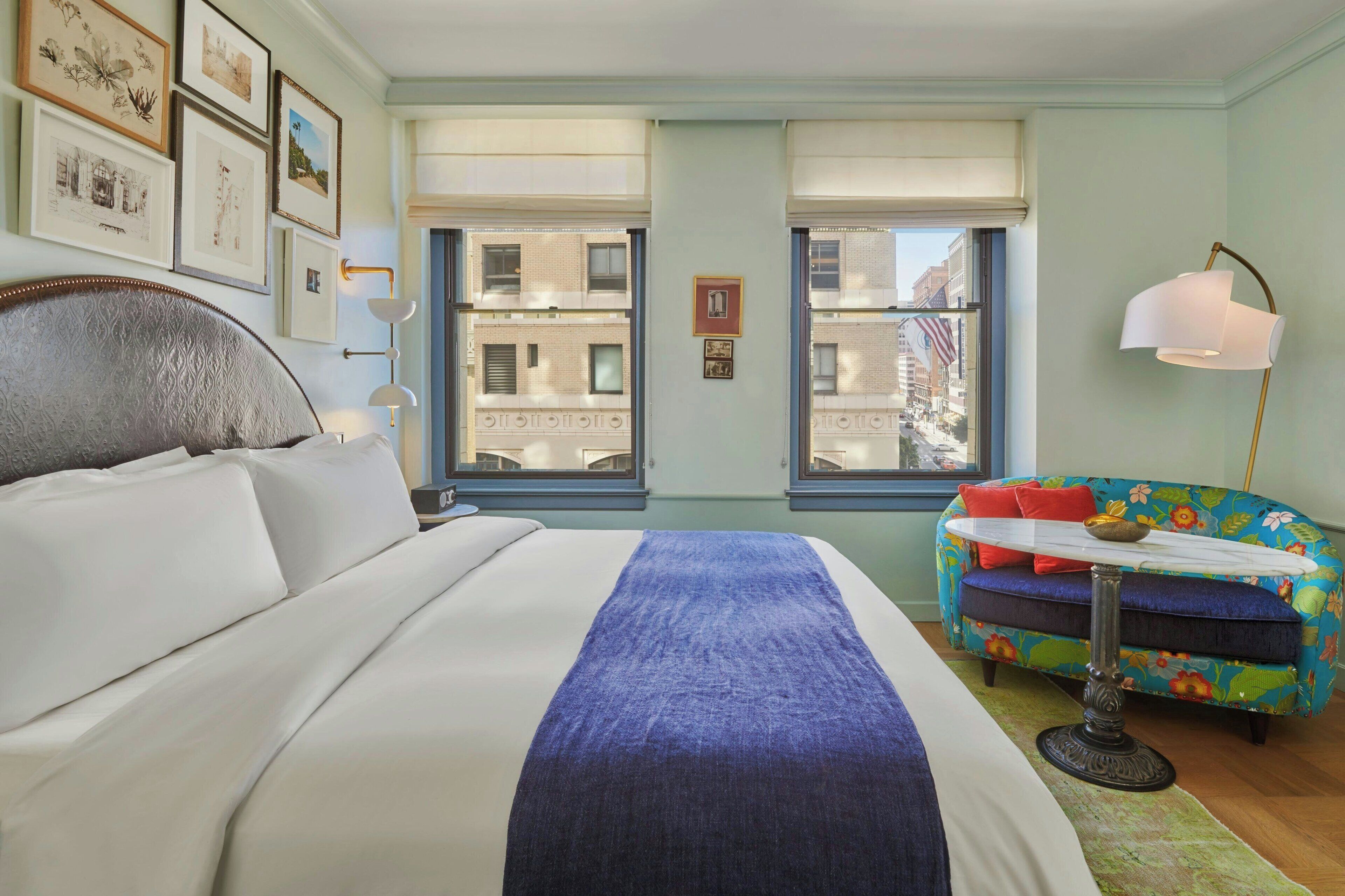 egyptian cotton sheets, premium bedding, down duvets, minibar