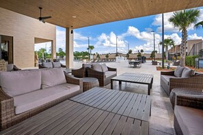 Terrace/patio - Magic Village Dream Disney Stay|Resort Pool + PS3 (Kissimmee)