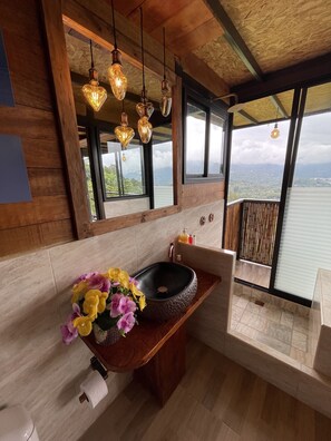 Garza Cabin | Bathroom - Natubri Ecohotel (San Francisco)