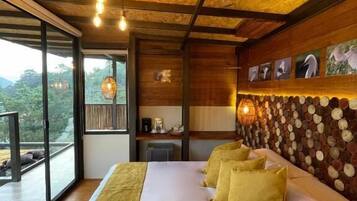 Premium bedding, down duvets, pillow-top beds, minibar