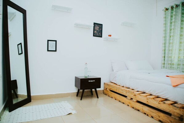 2 Schlafzimmer, Bügeleisen/Bügelbrett, WLAN, Bettwäsche