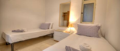 3 Schlafzimmer, Bügeleisen/Bügelbrett, kostenloses WLAN, Bettwäsche