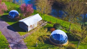 Unclassified image, 4 of 52, button - Resort & Camping - Val De Braye (Besse-sur-Braye)
