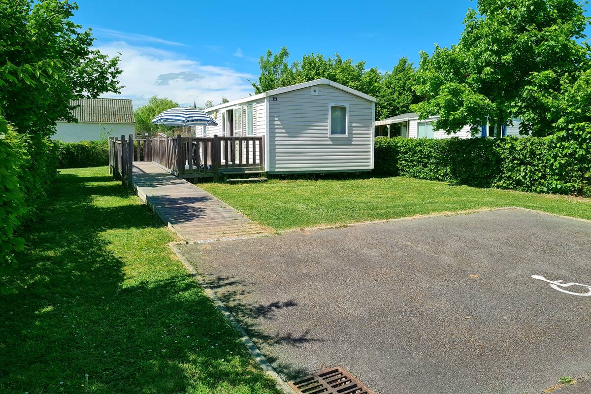 Classic Mobile Home, 2 Bedrooms | Blackout drapes, WiFi (free)