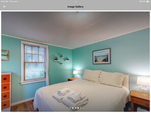 4 bedrooms, desk, iron/ironing board, free WiFi - All Aboard Cottage (East Boothbay)