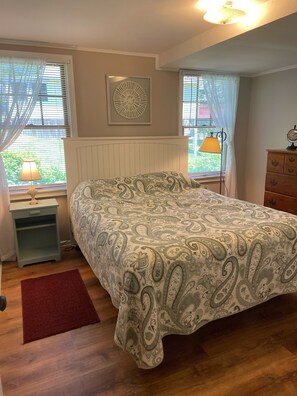 4 Schlafzimmer, Schreibtisch, Bügeleisen/Bügelbrett, kostenloses WLAN