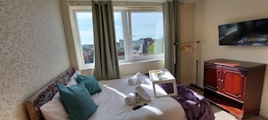 Apartment, Mehrere Betten | 2 Schlafzimmer, Bügeleisen/Bügelbrett, kostenloses WLAN, Bettwäsche