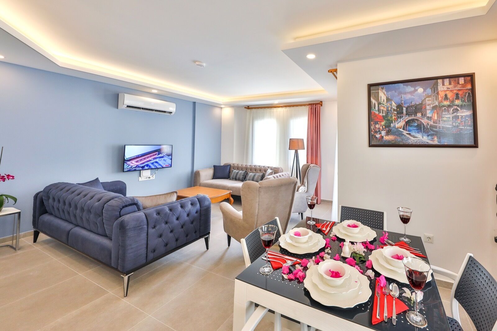 Classic Apartment | Living area | 32-inch Smart TV with satellite channels, TV