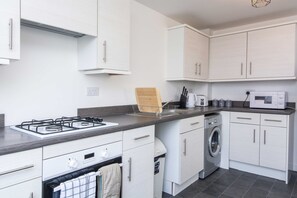 Apartment, Multiple Beds | Private kitchen | Fridge, microwave, stovetop, electric kettle - Levon House, Coventry - 2 Bedroom Apartment (Coventry)