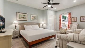 4 chambres, fer et planche à repasser, draps fournis